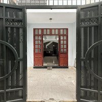 Cho Thuê Nhà Mới Sửa Nguyên Căn Chính Chủ Cách Sân Bay 10 Phút, Đối Diện Siêu Thị