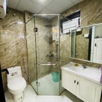 Bán Gấp Căn Nhà Giá Rẻ Phố Vương THừa Vũ 29,9m2 5 Tầng Mà Giá Chỉ Có Nhỉnh 4 Đồng