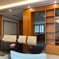 Rẻ Nhất Dakao!! Villa Kết Hợp Văn Phòng (9.5X15M) Oto Đậu Trước Nhà, Có Thang Máy