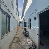 Bán Dãy Nhà Trọ Ngay Chợ Đường, 12,4 Tỷ, 303M2, 12 Phòng, Pháp Lý Đầy Đủ