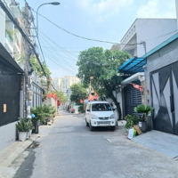Bán Nhà 3 Tầng 4,8X17,5M2 Ô Tô Ngủ Trong Nhà Linh Đông, Thủ Đức