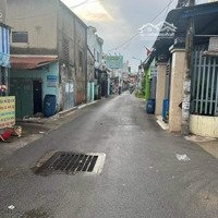 Cần Bán Gấp Giá Rẻ Lô Đất Nền Tặng Luôn Móng Trọ Lên 1 Trệt 2 Lầu