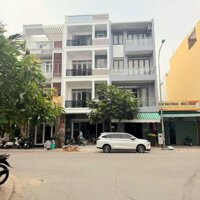 Nhà mặt tiền đường Quận 7 - DT: 5x16m - Giá bán: 17Tỷ9 (bớt lộc khách thiện chí)