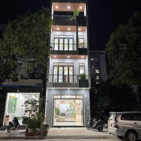 Nhà Bình Hoà , Tp Thuận An Ngay Kcn Vsip1, Chợ 434 ( Sổ Đã Hoàn Công).