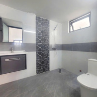 Cho Thuê Nhà 7X20M, 1 Trệt 1 Lầu 1 Tum , 5 Phòng Giá 50 Triệu/ Tháng