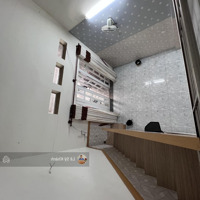 52M2 Nhà 2 Tầng Hoàn Công Đường Trước Nhà 5M Xe Hơi Sát Phạm Văn Đồng Chỉ 4.5 Tỷ Liên Hệ: 0915.479.678