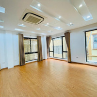 Cho Thuê Văn Phòng Yên Lãng 50M2 10 Triệu Lô Góc Sẵn Rèm, Sàn Giả Gỗ Nhà Mới Đẹp Bãi Oto Gần, Ot Free