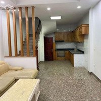 Ngọc Thụy, Gần Trường Pháp - Nguyên Căn 44M2 5 Tầng - Gara - Đủ Đồ -11 Tr