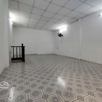 Bán Nhà Sát Mặt Tiền Ni Sư Huỳnh Liên Dt:(4,4 X 8)M2 3 Phòng Ngủphường 10 Tân Bình Nhỉnh 3 Tỷ.