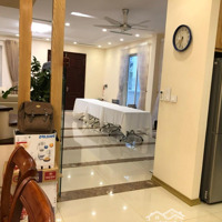 Dành Cho Các Bác Lắm Tiền Nhiều Của Ạ. Bt Hoa Sữa 9 Vinhomes Riverside. 227M - 4.5 Tầng - View Hồ.
