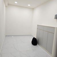 Cho Thuê Căn Hộ 2Pn- 2 Vệ Sinh96M2 Full Nội Thất Mới View Hồ Bơi Diamond Centery 22 Triệu