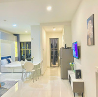 Bán Gấp Officetel Saigon Royal, Diện Tích: 43M2 - View Pháo Hoa Landmark 81 - Giá Bán 3Tỷ450. Liên Hệ: 0901995295