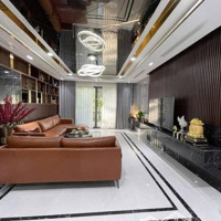 Biệt Thư 110M2 Ngay Quận Thủ Đức 5 Tầng Nội Thất Xịn Sò 0902.39.4299 Ân
