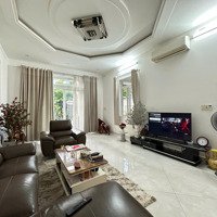 Cho Thuê Biệt Thự, 1 Trệt 2 Lầu, Full Nội Thất Ngay Trung Tâm Biên Hòa