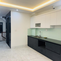 Hiếm Nhà Mới Ở Ngay Thạch Bàn Thang Máy Ô Tô 40M 6 Tầng Giá Bán 6.5 Tỷ