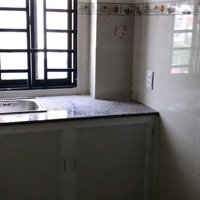 Còn 1P 2 Triệu6 2 Cửa Sổ Gần Ngã Tư Thủ Đức & Các Trường Đh, Khu Cnc