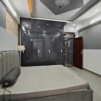 Nhà Đẹp, Rẻ Trường Trinh - 170 Triệu/M2- Lô Góc - Dân Xây - 5 Tầng - 6 Ngủ.