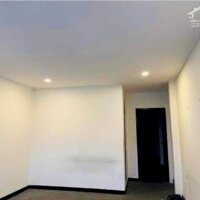 Cho thuê nhà Dt 4*18m hẻm 8m Lê Văn Huân P13, Tân Bình