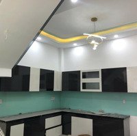 Bán Nhà 1 Trệt 1 Lầu Khu Vip Hoàng Minh Chánh, Hóa An, Biên Hòa, Giá Bán 2,5 Tỷ