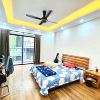 Bán Nhàhẽm Xe Hơiđường Lê Thị Riêng, Bến Thành, Q1, Ngay Chợ Bến Thành,Diện Tích31,6M2, Giá Bán 3Tỷ090, Sổ Riêng
