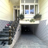 Cho Thuê Vila - 25 Triệu, 4 Phòng Ngủ 5 Vệ Sinhtại Dương Quảng Hàm, Gò Vấp, Hcm Giá Tốt Hot!