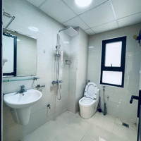 Cho Thuê Nhà Lạc Long Quân 50M2 Thiết Kế 3 Tầng 3 Phòng Ngủđã Có Nội Thất Giá Chỉ 10 Triệu/Tháng