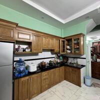 Bán nhà 38m2 5 tầng phố Yên Phúc gần Nguyễn Khuyến, hồ Văn Quán sổ đỏ chính chủ giao dịch