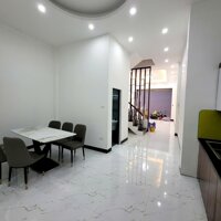 Bán nhà phố Xa La - Hà Đông, 55m2, 3 bước ra phố - 1 phút tới bv 103 - gần hồ thoáng mát