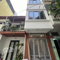 Phố Lê Lợi - Trung Tâm Hà Đông 16M2 Tầng 1, Tầng 2 20M2. 4 Tầng, Chào 3,6 Tỷ, Giá Chốt Thương Lượng