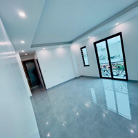 Chính Chủ Cần Bán Nhà 5.5 Tầng Mới Đẹp Thang Máy Ở Phú Thượng Tây Hồ Diện Tích40M2,Mt9M2, Giá Bán 8.5 Tỷ