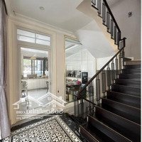 Mới Ra - Bán Gấp - Lk A10 Nam Trung Yên - 75M2 - 28 Tỷ - Liên Hệ: 0902059451