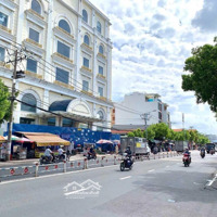 Bán Nhà Mặt Tiền Lê Văn Sỹ. Dt: Ngang Lớn 30X10M. Kc: 1 Hầm 10 Tầng. Hđt 170 Triệu/Th. Giá Bán 78 Tỷ