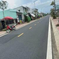 Bán đất đẹp, 160m2 đối diện trường THPT Nguyễn Đình Chiểu, Mỹ Lộc, Cần Giuộc, Long An, chỉ 5xx