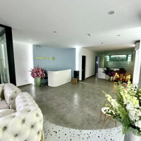 Mặt Phố Vip Hoàng Cầu, View Hồ, Khu Hiếm Nhà Bán, Kinh Doanh Đỉnh, 52M 24,5 Tỷ Liên Hệ: 0977059410