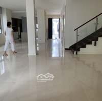 Cho Thuê Bt Tại The Manor Central Park, Hoàng Mai, Hn.diện Tích220M, 4 Tầng, Có Thang Máy. Giá 50 Triệu/Th