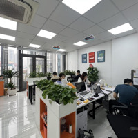 Cho Thuê Văn Phòng 75M Phố Khúc Thừa Dụ, Cầu Giấy Giá Chỉ 12 Triệu/Tháng View Đẹp