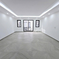 Bán Nhà Xây Mới Tại Phố Trần Quốc Hoàn, Phân Lô, Ô Tô, Thang Máy, Kinh Doanh, 50M, 8 Tầng, 22.5 Tỷ
