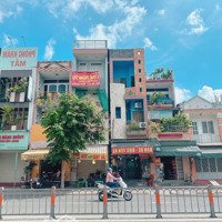 Chính Chủ Bán Gấp Mặt Tiền Phạm Văn Đồng, P1.Diện Tích6.6X11M, Nhà 2 Lầu Hđt 50 Triệu/Th. Giá Bán 11,9 Tỷ