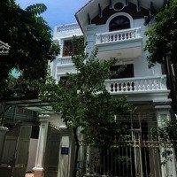 Biệt Thự Song Lập 3 Mặt Thoáng, Vìa Hè Đường 20M, Văn Phòng Ở Víp, Vạn Phúc Hà Đông.