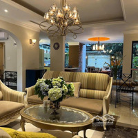 Bán Căn Biệt Thự Lô Góc Tại Ciputra Diện Tích 300M2. Mặt Tiền 18M. 4 Tầng + Tum. Giá 400 Triệu/M2