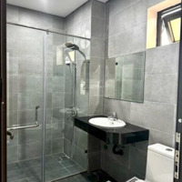 Cho Thuê Nhà Mới Trung Yên - Cầu Giấydiện Tích90M2 - Mặt Tiền: 5,5M, 8 Tầng, Thông Sàn, Có Thang Máy