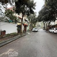 Biệt Thự Trần Kim Xuyến- 78M- Vỉa Hè- Ô Tô Tránh- Kd- Hơn 29 Tỷ