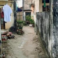 Nhà nát 2/Trưng Nữ Vương-TT. Hóc Môn.Dt 196m2 (ngang 28m)~5,5ty