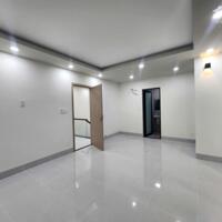 Cho thuê nhà kiểu biệt thự, gần hồ cảnh quan, khu nam long 3