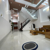 Nhà Lầu Gần Bệnh Viện Dĩ An Giá Bán 3 Tỷ 250 Triệu