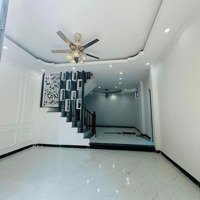 Cách 1 Nhà Ra Ngã 3, Ô Tô Vào Nhà, Bán Nhà Bát Khối, Long Biên 5 Tầng, Giá Hơn 6 Tỷ Có Tl