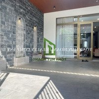Cho Thuê Nhà Đẹp 3 Phòng Ngủ, Có Sân Đỗ Ô Tô Khu Nam Việt Á, Giá Chỉ 25 Triệu