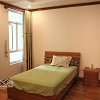 Cần Share 01 Phòng Trong Căn Hộ 4 Phòng Ngủview Sông, Ngay Sát Chợ, Nội Thất Đầy Đủ. Lh: Vân 090.681.2489