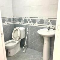 Bán căn hộ 1 phòng ở Babylon Tân Phú, 50m2, giá 2 tỷ 4, sổ lâu dài