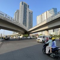Nhà Mặt Tiền Ngô Tất Tố Kinh Doanh Đa Ngành Nghề Gần Q1, Sẵn Dòng Tiền 240 Triệu/Năm